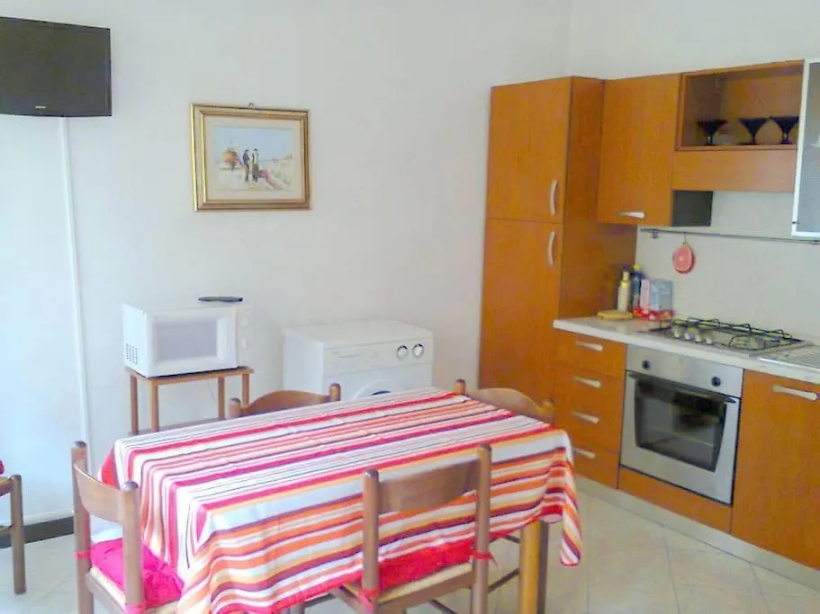 Apartment Beatrice Nel Centro Di Levanto