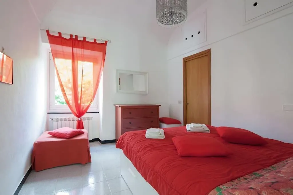 Apartment Beatrice Nel Centro Di Levanto